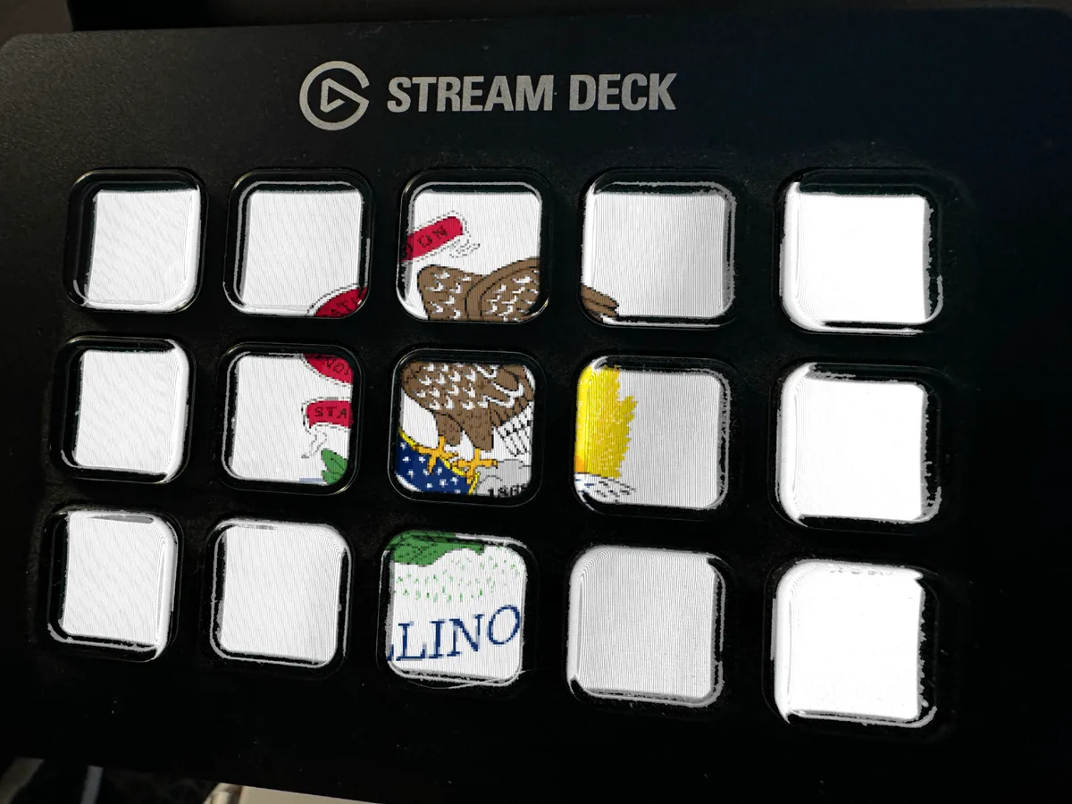 Illinois Flag shown running on a Stream Deck